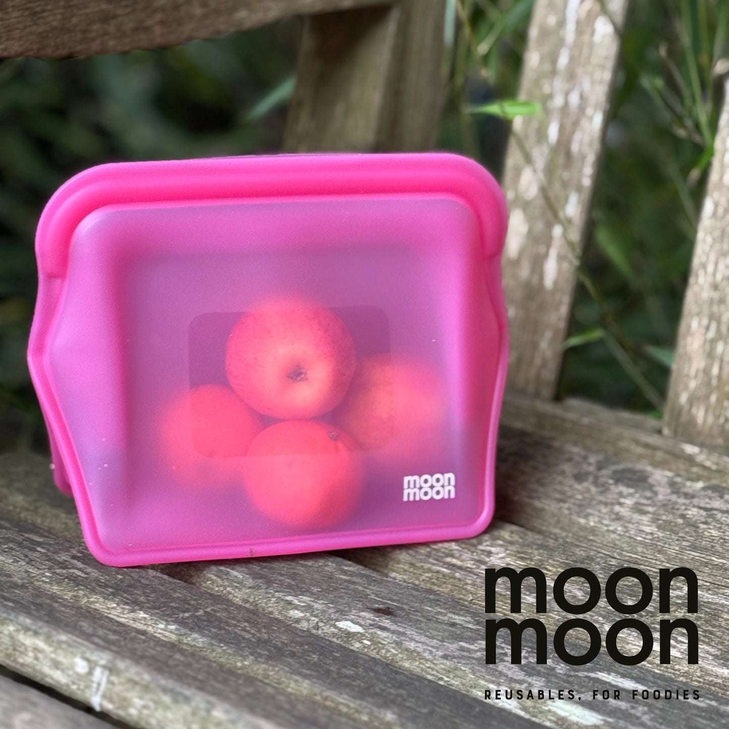 silikonpose moonmoon