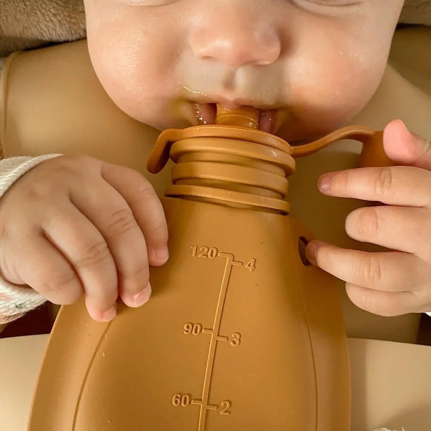 Smoothie pose med skje mininor